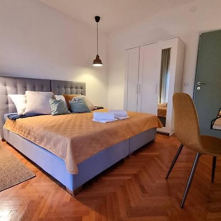 Apartament Chi Chi Pula Zewnętrze zdjęcie