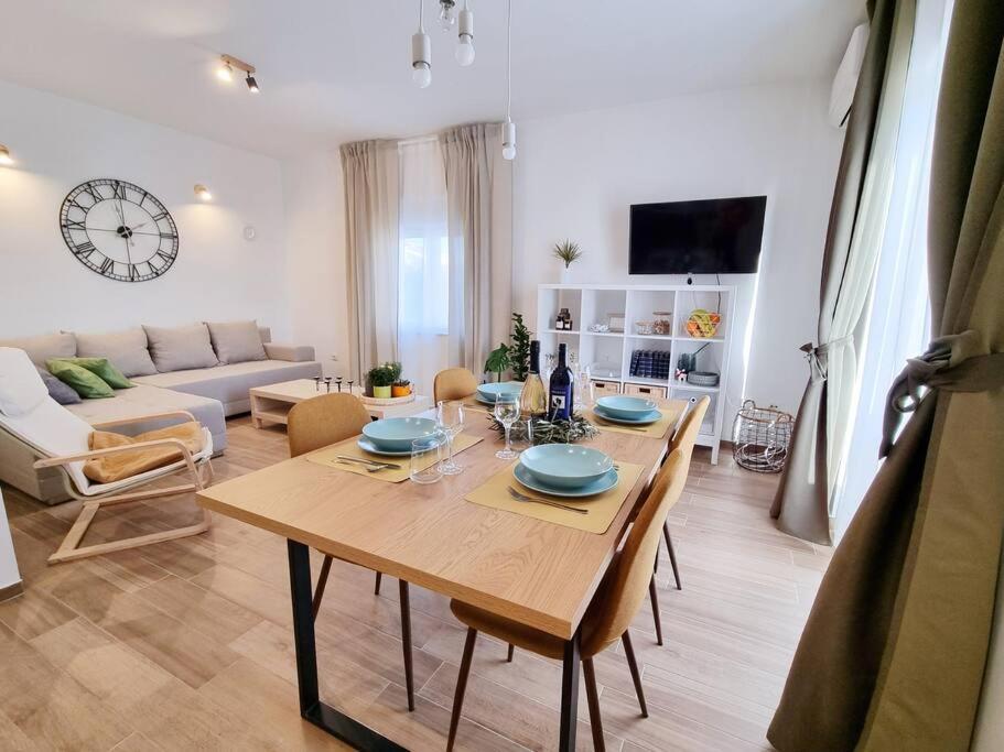 Apartament Chi Chi Pula Zewnętrze zdjęcie